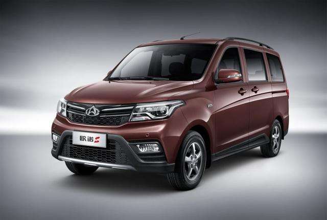 长安欧诺s五座vs五菱宏光s,五菱神车打脸视频