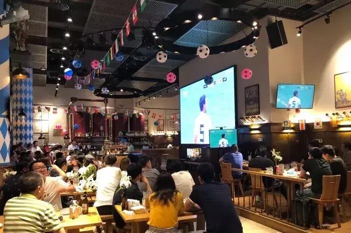 世界杯去哪里看球最过瘾广州,世界杯通宵看球的地方