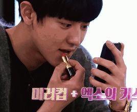 露华浓黑管口红大牌的平价代替色,露华浓口红黑管510多少钱一支