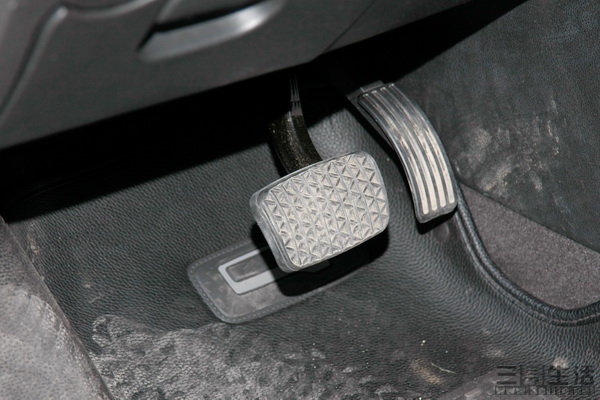 年轻人的第一台suv观致5,观致5suv功能介绍