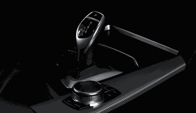 看着世界杯，我脑海却全是这款车！