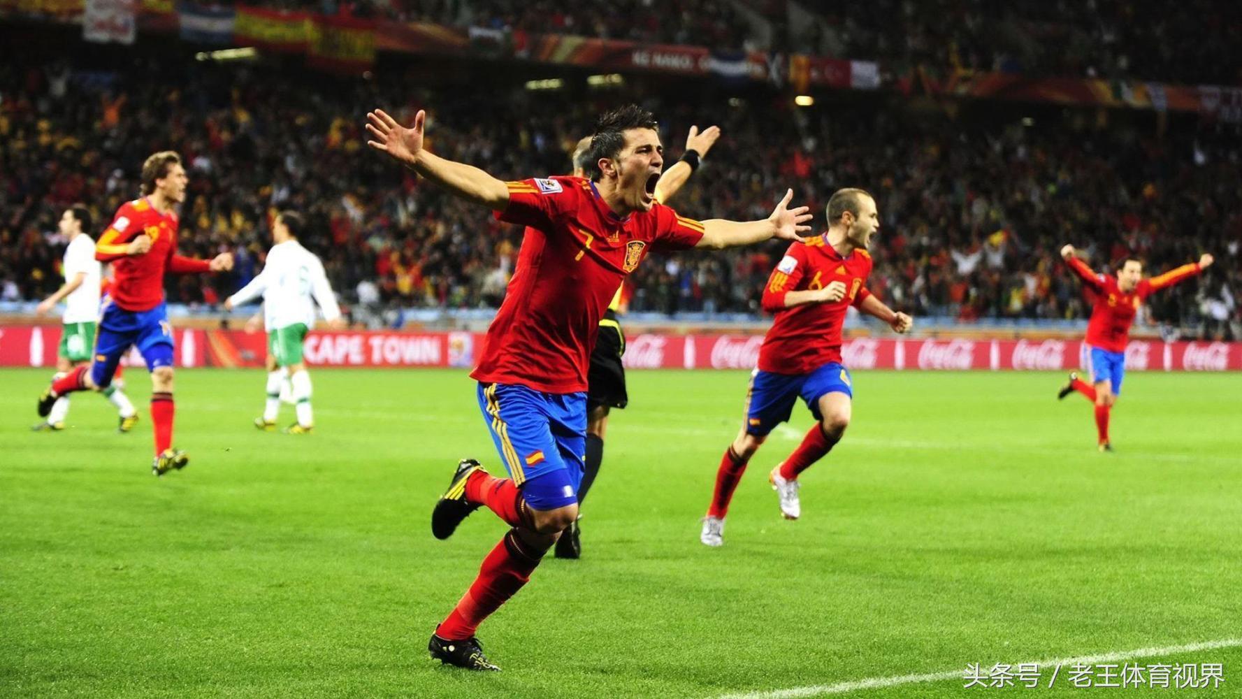 足球被红牌罚下最多的人的队伍,足球史上罚下最多人的一场比赛