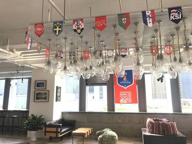 在公司里看球赛是什么体验,在公司看球赛