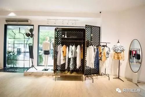 看不起服装的人都错过了一年3倍的江南布衣