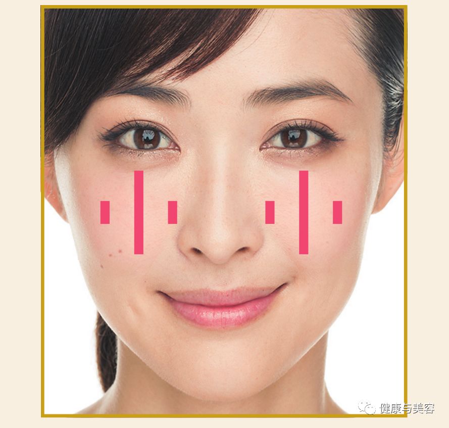 蔡徐坤腮红上热搜！《创造101》小姐姐说腮红用得好，脸小年龄小