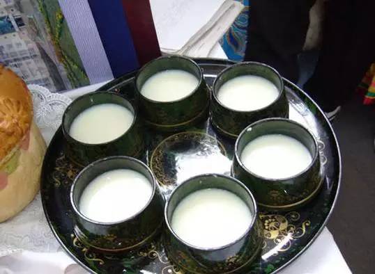 北京至内蒙古旅游坐什么火车,北京去内蒙古高铁旅游线路