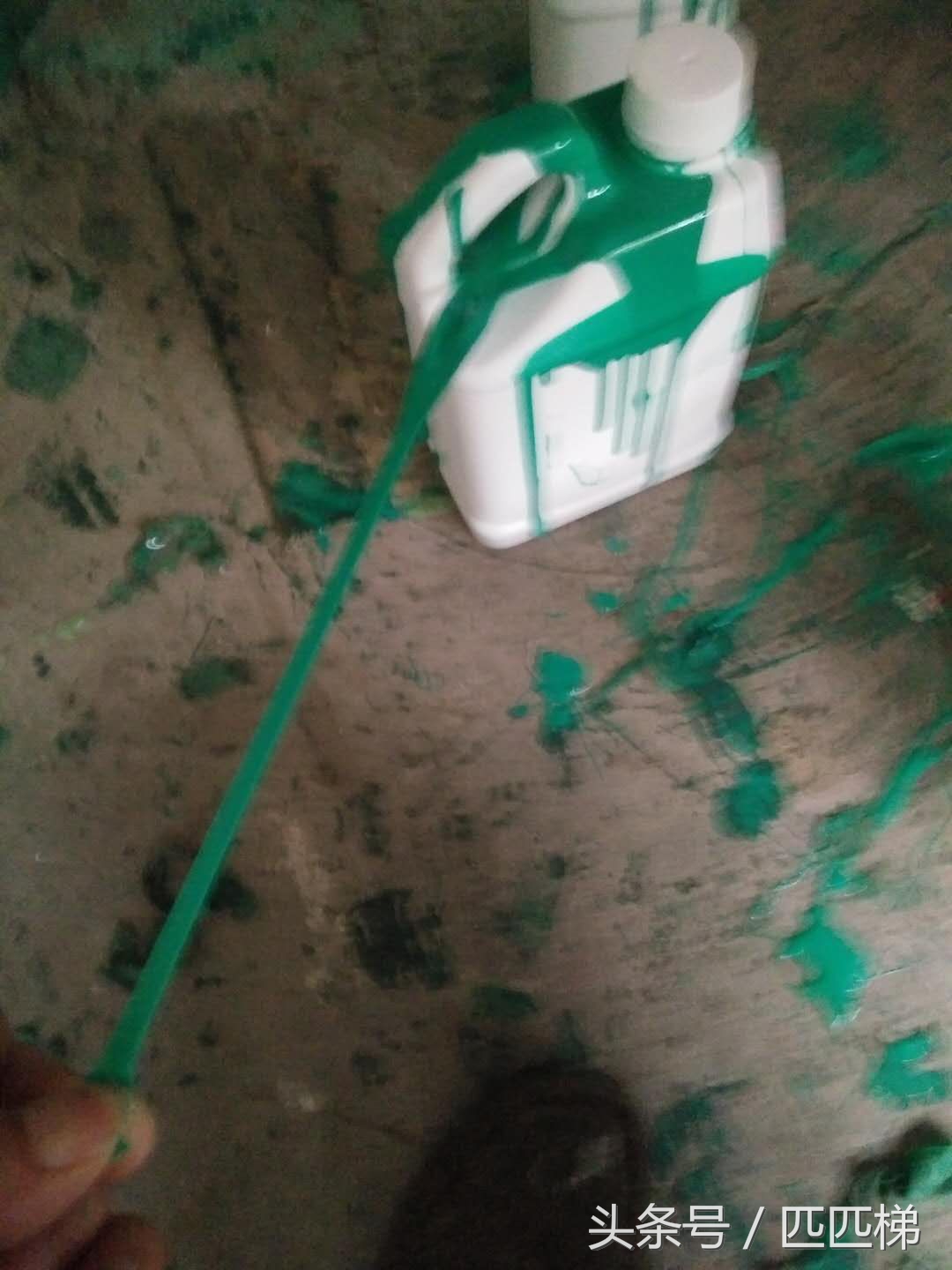 屋顶大面积漏水防水用什么涂料好,屋顶漏水防水最佳方法视频