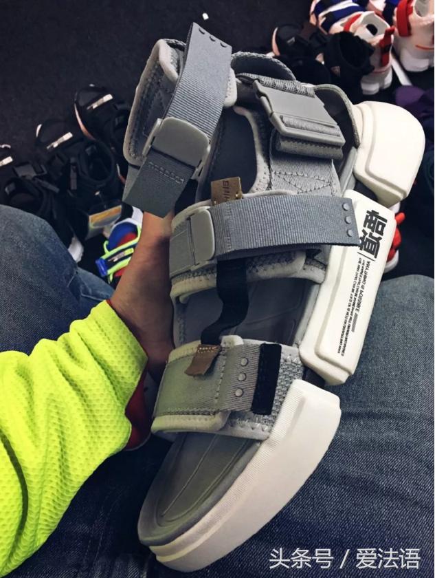 中国李宁2020秋冬巴黎时装周,2019李宁纽约时装周完整版