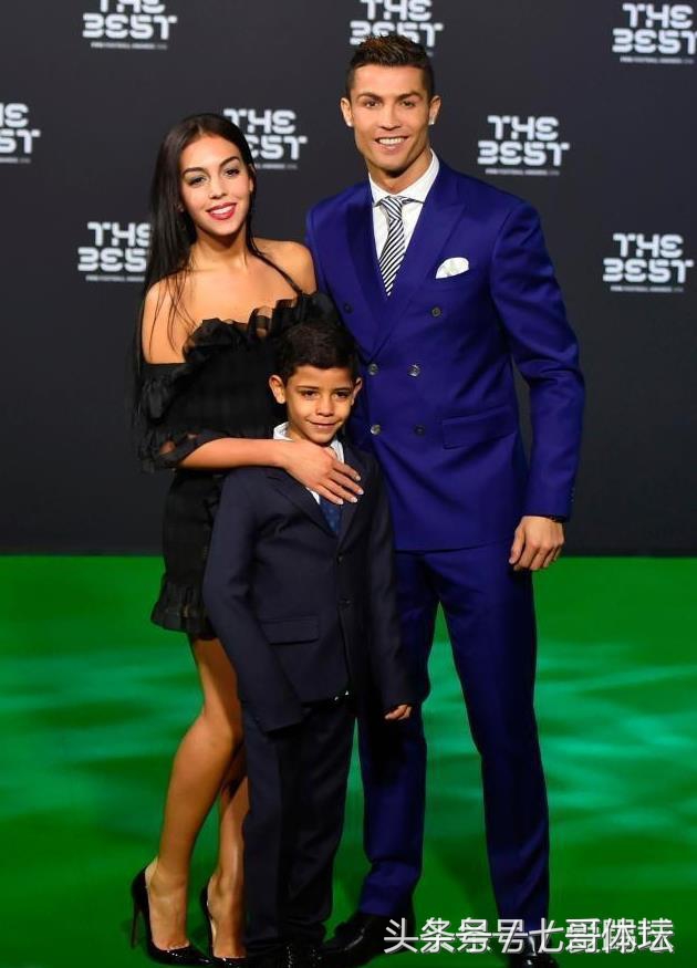 在皇马c罗和他的小娇妻们,皇马c罗最爱的人是谁