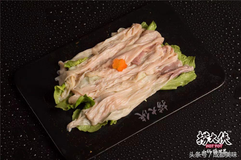 约四川姑娘的时候，你真的很需要一份重口味er的牛油火锅