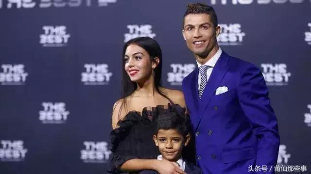 世界杯太太天团惊艳全场,2018世界杯太太团惊艳全场