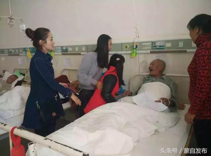 这两个女孩……万万没想到啊！