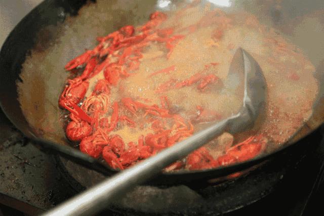 来来来，这才是“无肉不欢”的世界杯！