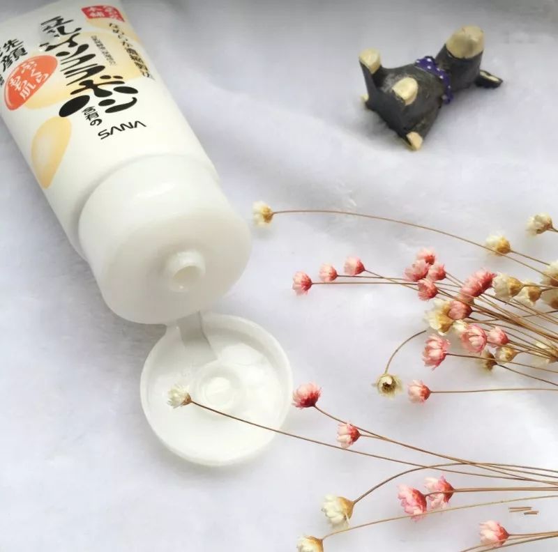 莎娜豆乳美肌洁面乳怎么样,莎娜豆乳洗面奶怎么样