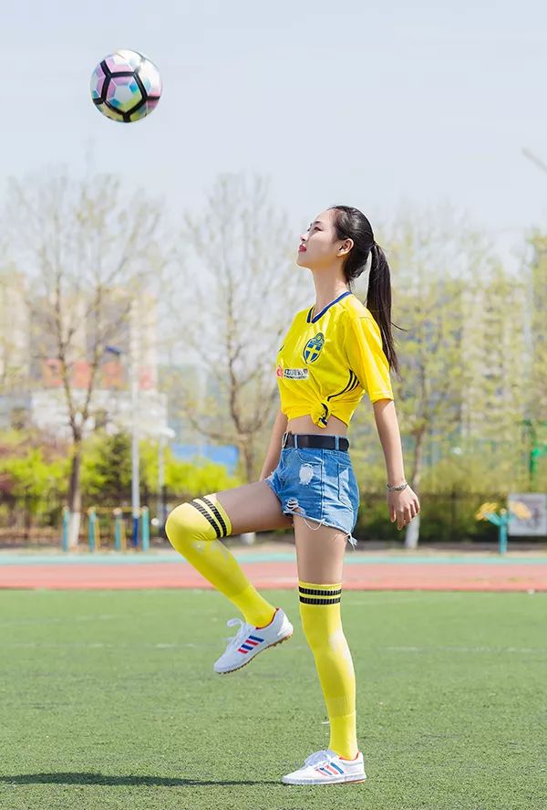 “中国福利彩票”2018世界杯烟台校园足球宝贝风采展示(二十二)——天外飞仙成熟瑞典