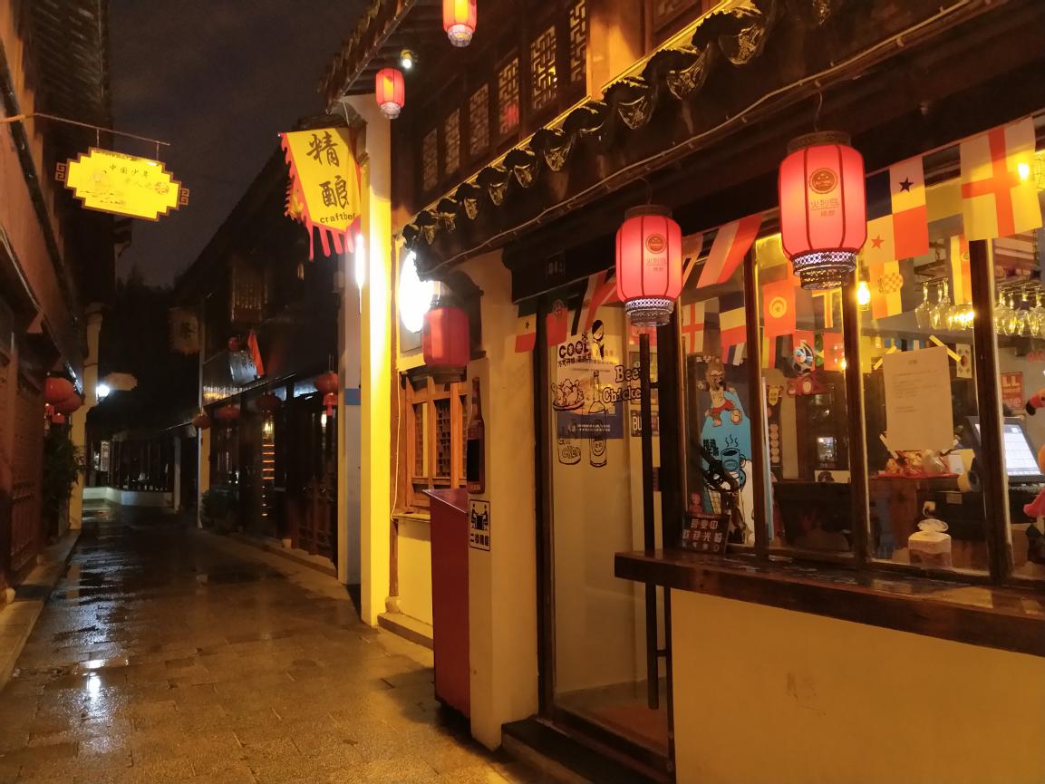 上海最近的古镇七宝老街,带你夜游上海七宝古镇