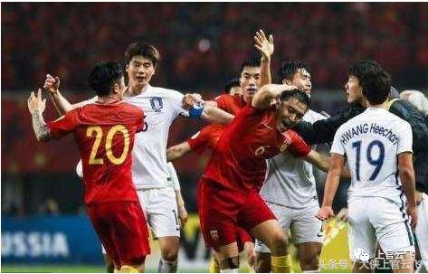 好在足球用的是脚，而不是嘴（上官观球八）