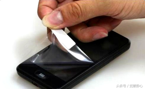 钢化膜边缘气泡怎么去除,手机钢化膜怎么贴才不会有气泡