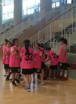 秀出自信引爆篮球魅力！2018年海淀学区第二届“聚·享杯”篮球比赛拉开帷幕