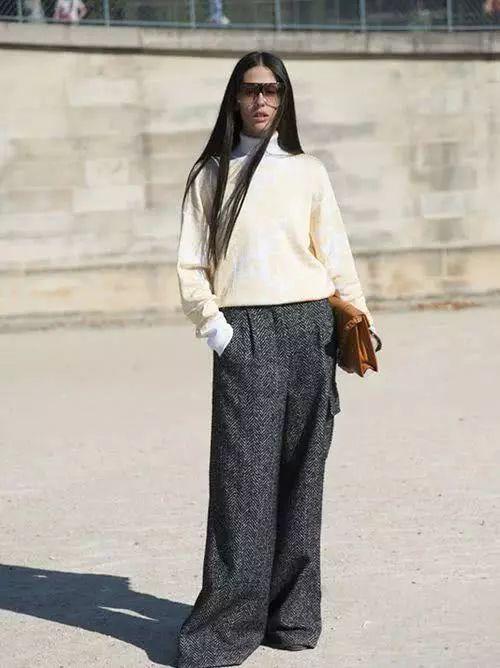 胯宽腰粗适合怎么穿,肩宽胯宽骨架大的女生怎样穿衣