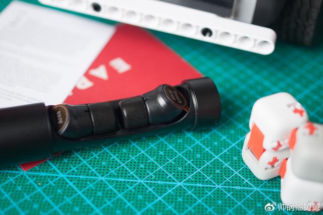 earinm2入耳式耳机,earmorm22耳机测评