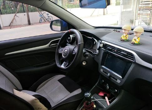 名爵zs20181.5l手动舒适版,名爵zs手动舒适怎么样