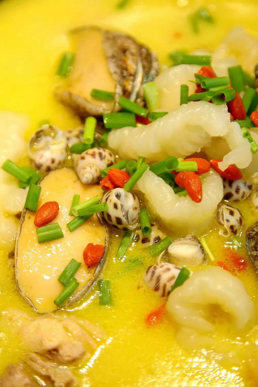 精炖8小时的金汤锅，急性子别来！