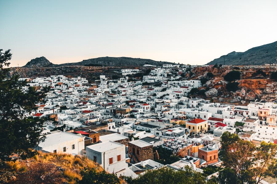 有关实践出真知的事例,实践出真知议论文事例