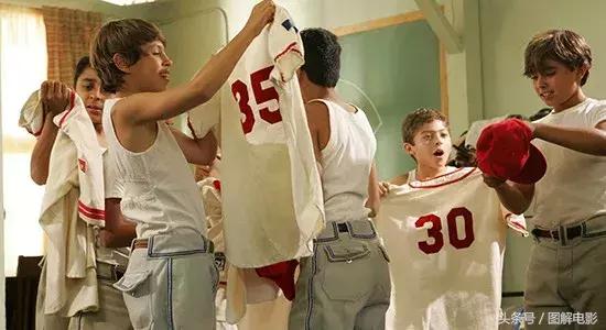 为世界杯喝彩,为世界杯欢呼吧