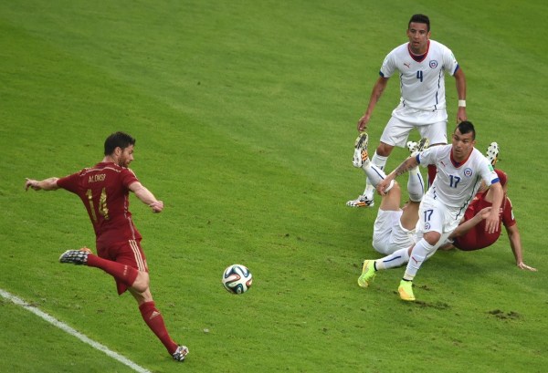 帽子戏法和电梯球讲解,帽子戏法是什么球技