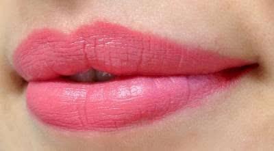 口红最新热门色号雾面显白,哪种色号口红显白显年轻