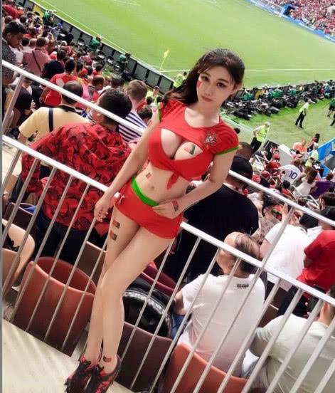 c罗中国女明星,22年世界杯与c罗合影的姑娘是谁