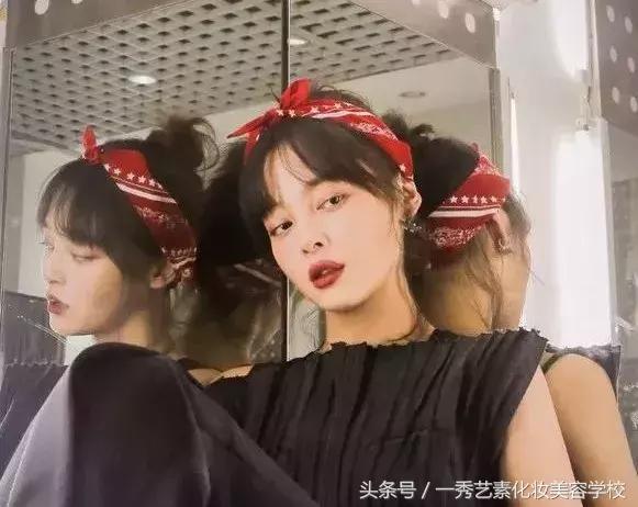 一条丝巾美翻你的整个春天,只需一条丝巾就有女神范儿