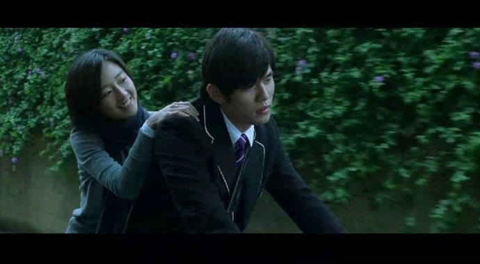 为啥说周杰伦是喝奶茶变胖的,周杰伦身材发福喝奶茶