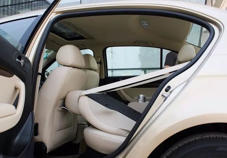 一招教你解决夏天车子暴晒问题,夏天车子暴晒对车子有影响吗