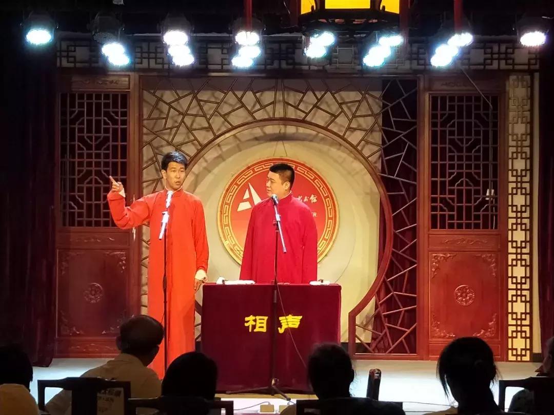 上个周末的群艺馆可以说是情义与情怀双结合，原因何在？快看正文！