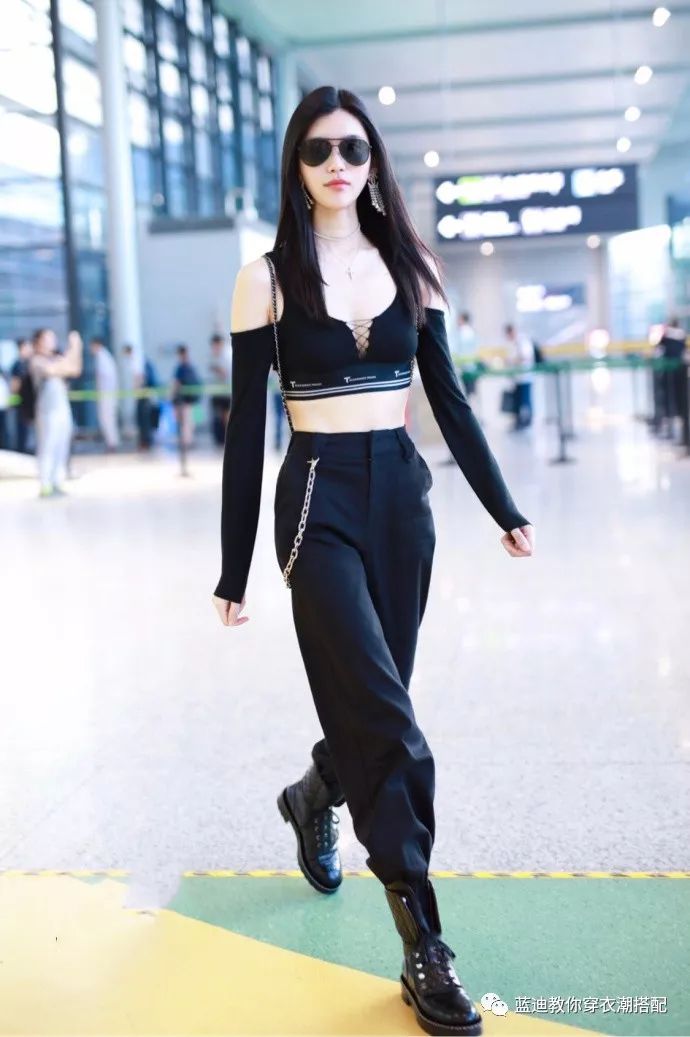 吴昕奚梦瑶快乐大本营完整版,吴昕吴宣仪综艺节目穿搭