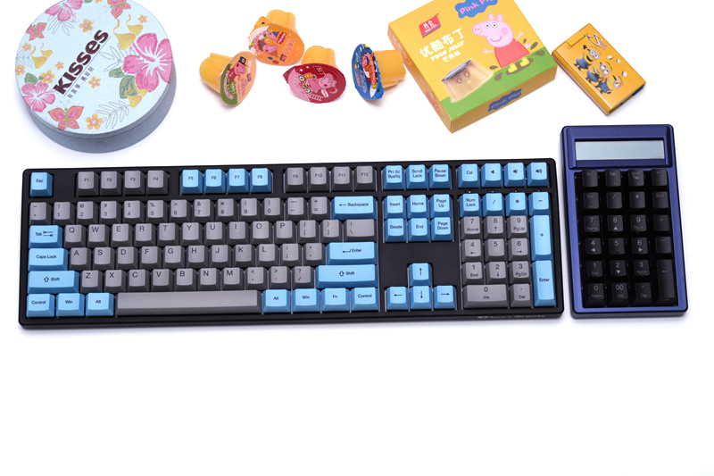 pbt机械键盘彩色背光蓝白键帽,pbt键帽的机械键盘推荐