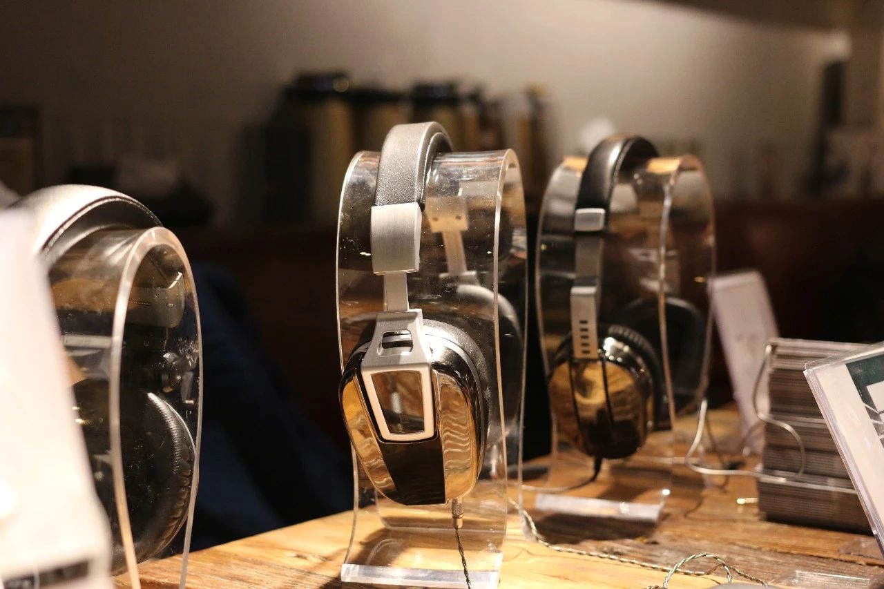 时隔两年多的聚会,时隔两年的聚会