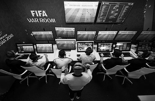 世界杯上的var技术居然能这么用,世界杯第一次使用var