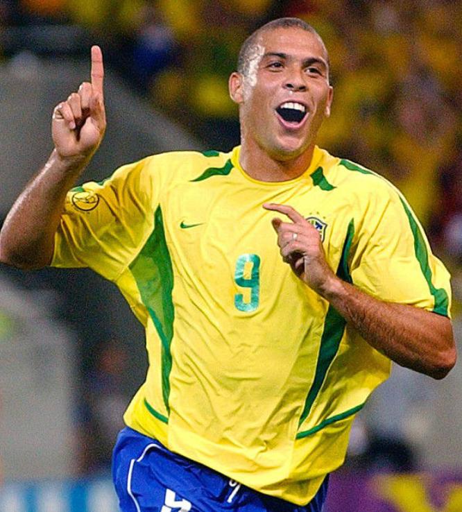 姊呰タ涓轰粈涔堜細鍙皬璞岃眴,杩介灏戝勾瓒崇悆鍙暐鍚嶅瓧