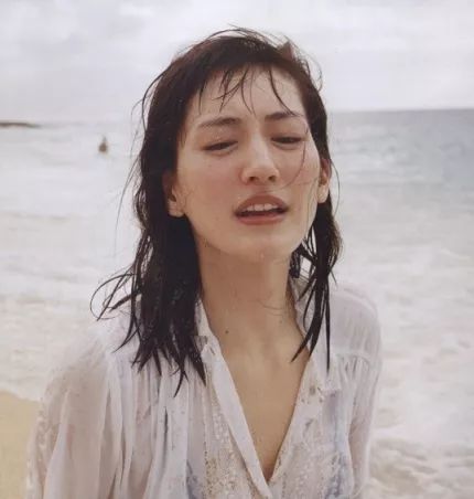 雷叔有货丨日本妹子用酸奶敷脸？效果竟然比敷100片面膜还好！