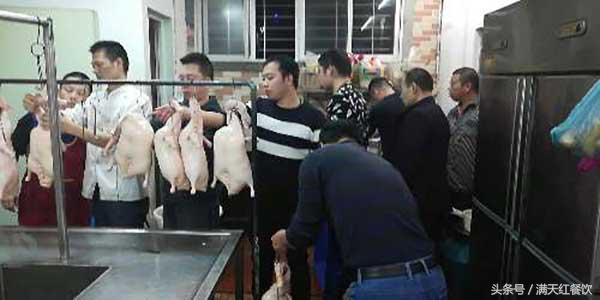 烧鸭脆皮酱怎么调才酥脆,烧鸭不风干上色方法