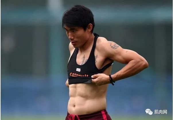 中国男足为什么冲不进世界杯百科,训练完吃了垃圾食品