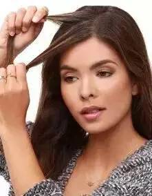 烫发后怎样扎头发好看,短烫发没有刘海怎么半扎头发好看