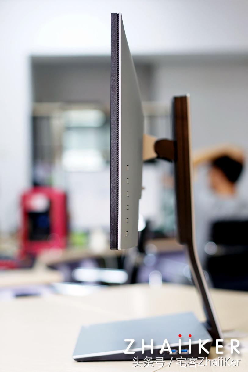 明基专业显示器PD2700U,明基pd2710显示器