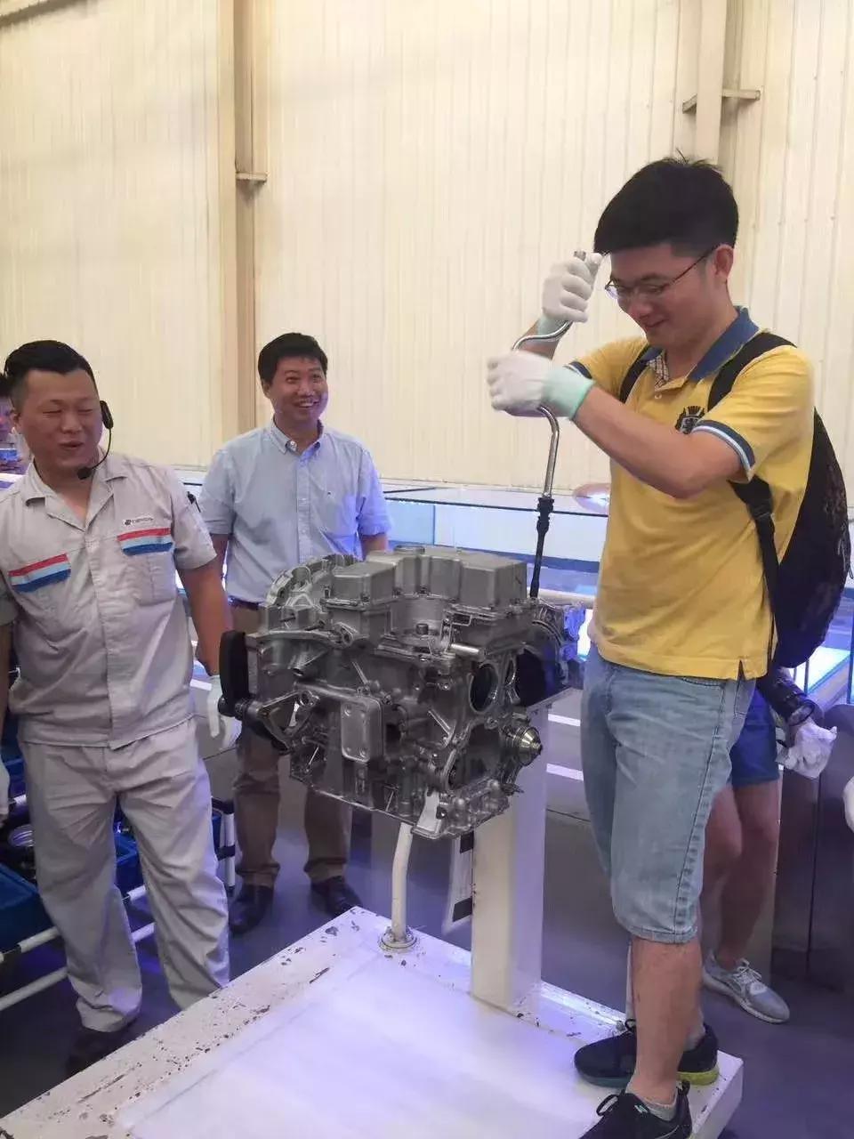 汽车空调有死老鼠去维修要多少钱,汽车空调滤芯进老鼠有什么好办法