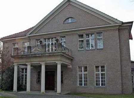 足球巨星家里穷,足球巨星大部分都来自贫民窟