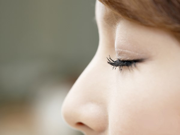 一次就可以把黑头去掉的方法,去黑头和粉头不伤害皮肤的方法