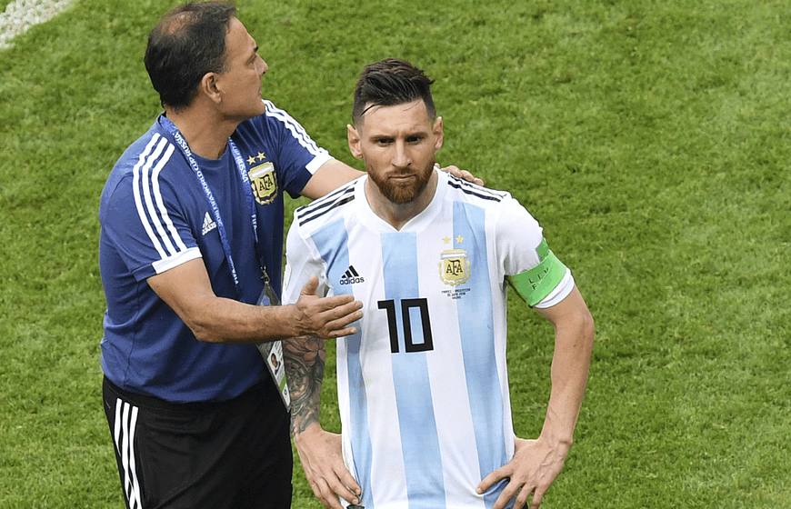 阿根廷铁卫打篮球,输球又输人连进五个三分